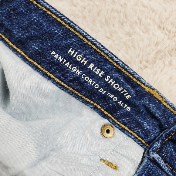 Universal Thread Button High Rise Shortie Shorts 0 - Picture 4 of 6